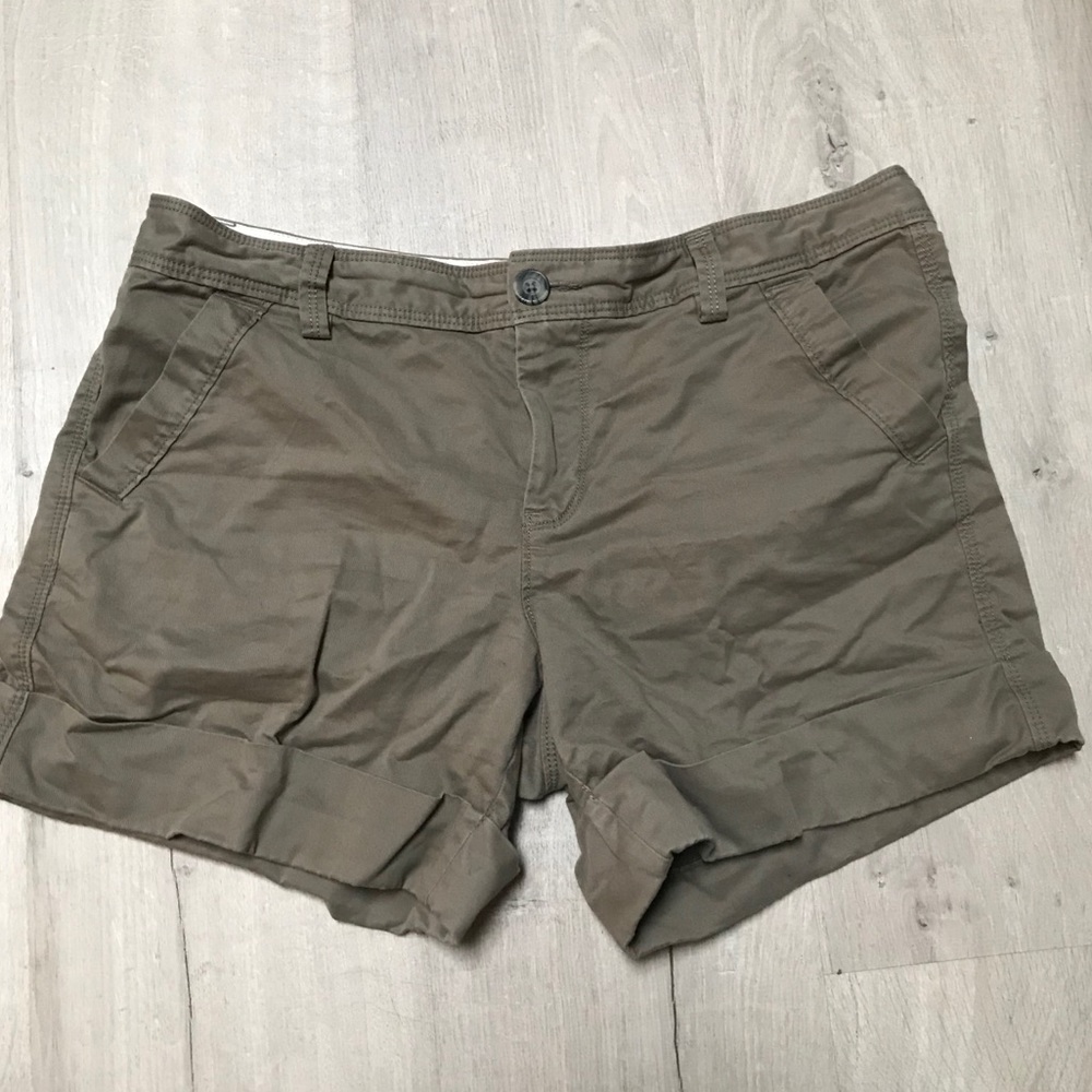 ✨3/$15✨ Old Navy Shorts